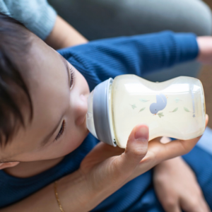 Bình Sữa PPSU Ty Siêu Mềm Tự Nhiên Tommee Tippee Natural Start, Xanh Dương (Bộ 1 Bình 260ml và 1 Bình 150ml) chính hãng tại Chip Chip Luxury Nha Trang