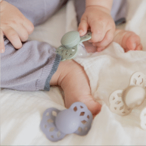 Ty ngậm núm đối xứng Silicone BIBS Pacifier Infinity Symmetrical Size 1 (0-6 tháng) chính hãng tại Chip Chip Luxury Nha Trang