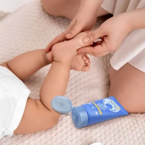 Kem giữ ấm Little Innoscents Organic Úc cho bé giúp ấm ngực 75ml chính hãng tại Chip Chip Luxury Nha Trang