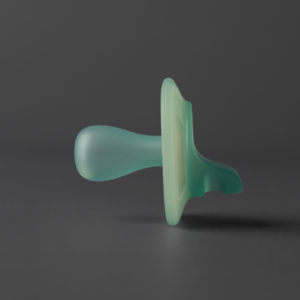 Ty Ngậm Silicone Siêu Nhẹ Dạ Quang Ultra Light NightGlow Cho Bé Tommee Tippee 6-18 Tháng (Vỉ Đôi) chính hãng tại Chip Chip Luxury Nha Trang