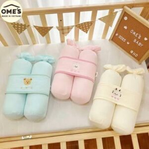 Gối Chặn Họa Tiết Gấu Nâu Freesize